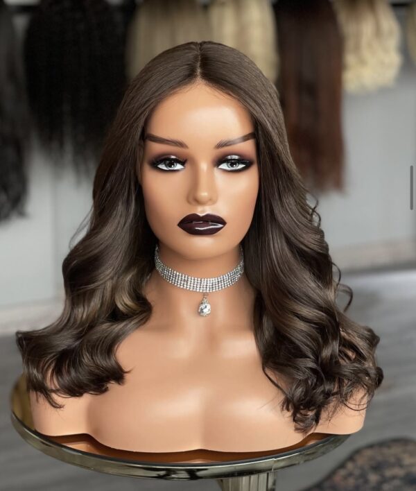 ΠΕΡΟΥΚΑ ΦΥΣΙΚΗ LINA Lace Front Χειροποίητη 50/55CM